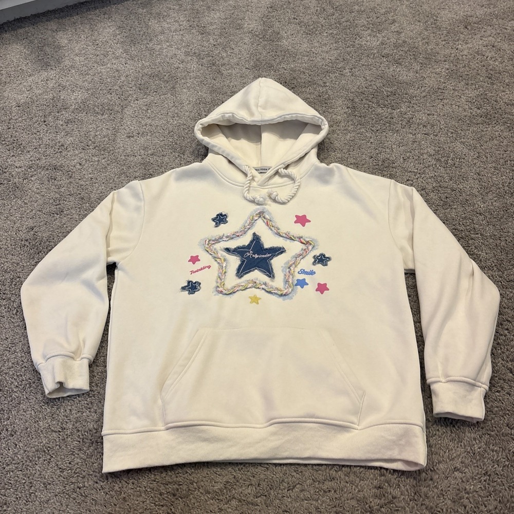 AELFRIC EDEN Hoodie Medium Cream Stars Swindling Smile Pullover Oversized M RARE